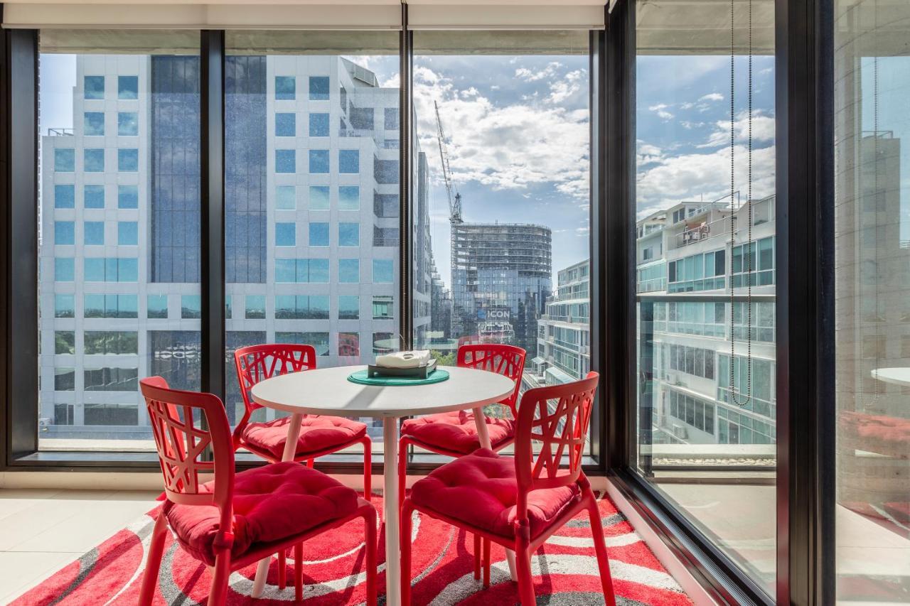 Light, Airy, Spacious Queens Road Apartment Melbourne Exteriör bild